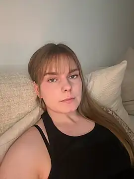 Snapshot of LisaFreierxx chatting on 4, 7, 2026 LisaFreierxx online show from 4, 7, 2026