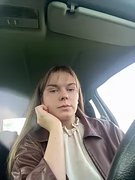 LisaFreierxx online show from 10, 5, 2026