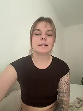 LisaFreierxx online show from 3, 6, 2026