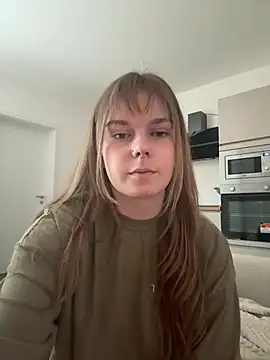Snapshot of LisaFreierxx chatting on 7, 8, 2026 LisaFreierxx online show from 7, 8, 2026