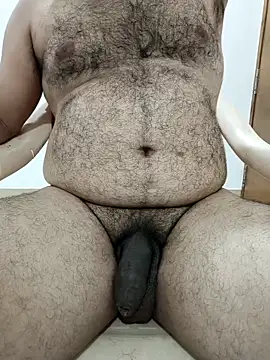 funnyboy 069 online show from 18, 4, 2026