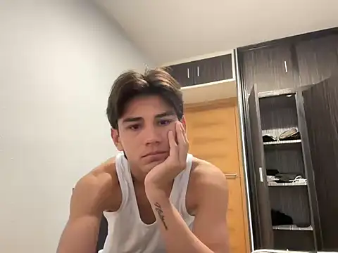 snederhm online show from 2, 11, 2025