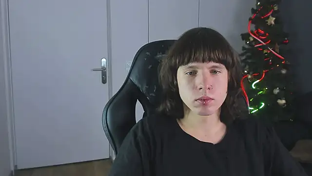 CutieKai  online show from 21, 12, 2025