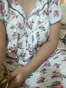 mouni499 online show from 18, 5, 2026