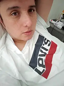 Snapshot of AngelsCouple- chatting on 1, 11, 2025 AngelsCouple- online show from 1, 11, 2025