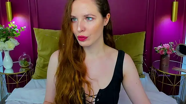 Snapshot of MonaRicci chatting on 19, 7, 2026 MonaRicci online show from 19, 7, 2026