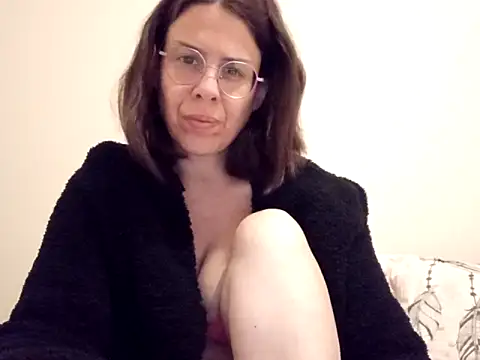 hotnathy69 online show from 13, 4, 2026