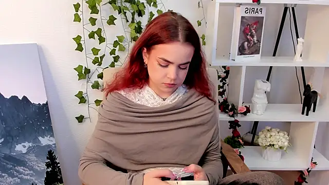 Snapshot of KeciaVorachek chatting on 3, 11, 2025 KeciaVorachek online show from 3, 11, 2025