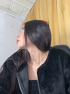 Snapshot of Milleradhara24 chatting on 19, 5, 2026 Milleradhara24 online show from 19, 5, 2026