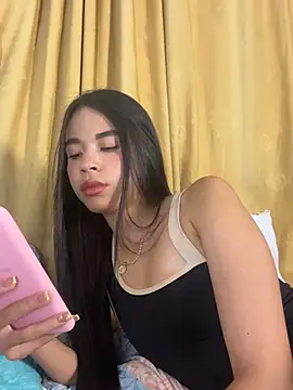 Snapshot of Milleradhara24 chatting on 8, 7, 2026 Milleradhara24 online show from 8, 7, 2026