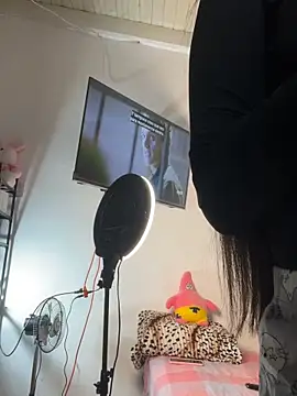 Snapshot of Milleradhara24 chatting on 18, 6, 2026 Milleradhara24 online show from 18, 6, 2026
