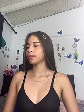 Snapshot of Milleradhara24 chatting on 4, 8, 2026 Milleradhara24 online show from 4, 8, 2026