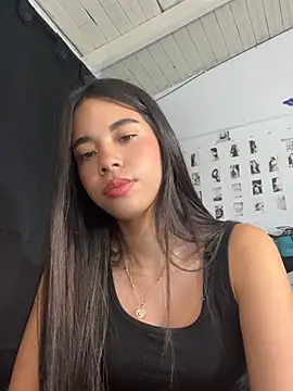 Snapshot of Milleradhara24 chatting on 18, 7, 2026 Milleradhara24 online show from 18, 7, 2026