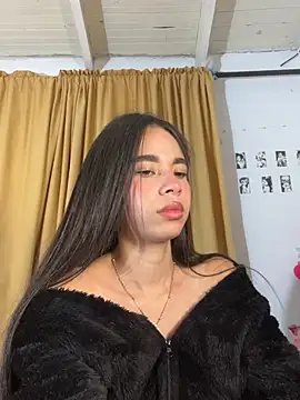 Snapshot of Milleradhara24 chatting on 5, 7, 2026 Milleradhara24 online show from 5, 7, 2026