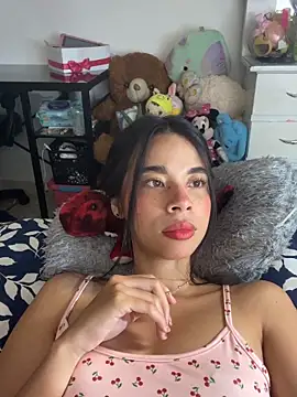 Snapshot of Milleradhara24 chatting on 11, 6, 2026 Milleradhara24 online show from 11, 6, 2026