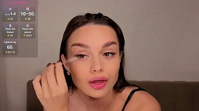 Violet Johnsonn online show from 18, 4, 2026