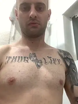 Manfredini607452 online show from 28, 11, 2025