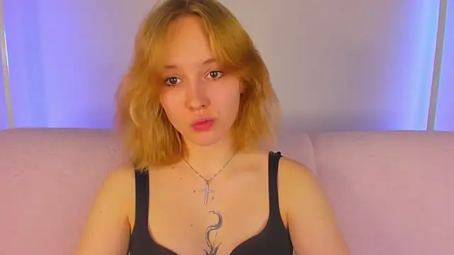 Snapshot of RikkiChoco chatting on 7, 6, 2026 RikkiChoco online show from 7, 6, 2026