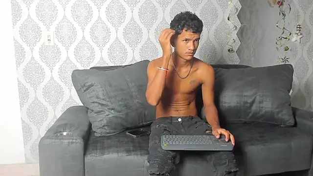 Boy savoy online show from 20, 12, 2025