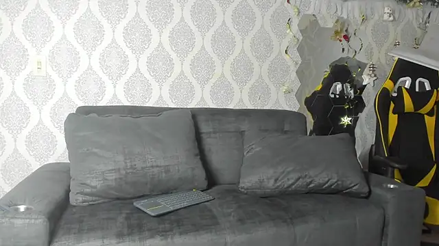 Boy savoy online show from 22, 12, 2025