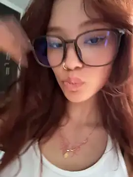 Snapshot of bergmanamii chatting on 1, 6, 2026 bergmanamii online show from 1, 6, 2026