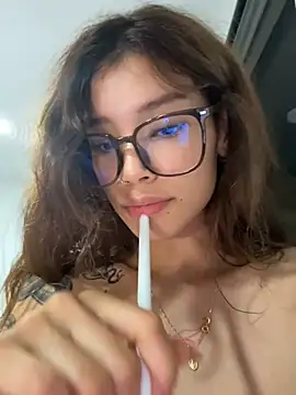 Snapshot of bergmanamii chatting on 15, 5, 2026 bergmanamii online show from 15, 5, 2026