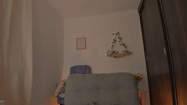 bergmanamii online show from 21, 4, 2026