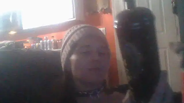 Snapshot of Brattyfootgirl chatting on 2, 11, 2025 Brattyfootgirl online show from 2, 11, 2025