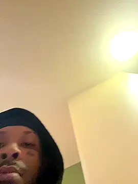 urnewfantasyzzz online show from 3, 11, 2025