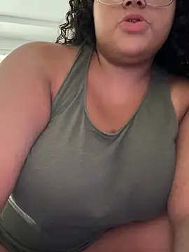 Snapshot of janellxo chatting on 29, 7, 2026 janellxo online show from 29, 7, 2026