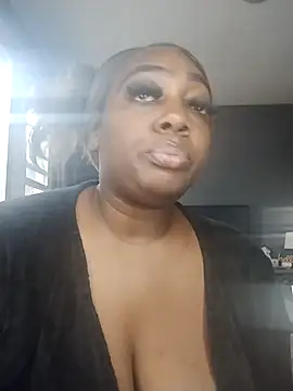 Snapshot of BiancaClarkson chatting on 19, 11, 2025 BiancaClarkson online show from 19, 11, 2025