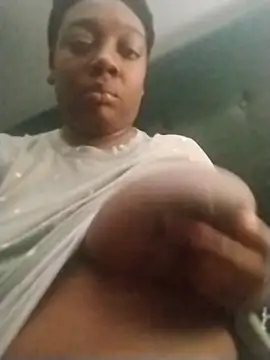 Snapshot of BiancaClarkson chatting on 23, 11, 2025 BiancaClarkson online show from 23, 11, 2025