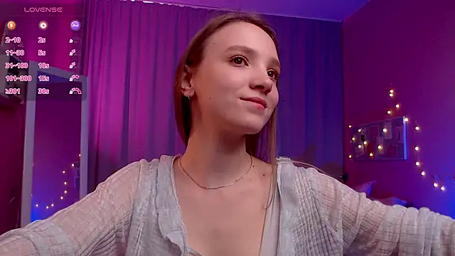 Adria Arjona online show from 26, 3, 2026