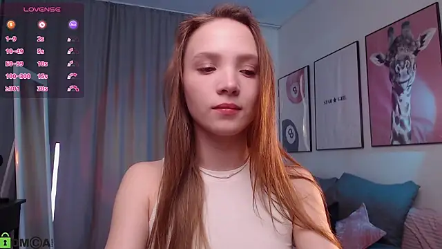 Snapshot of Adria_Arjona chatting on 22, 7, 2026 Adria Arjona online show from 22, 7, 2026
