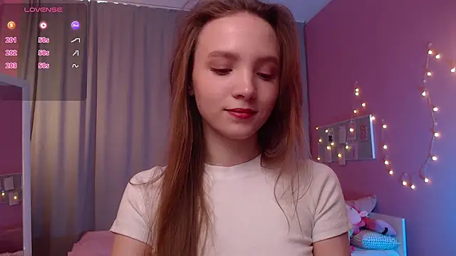 Adria Arjona online show from 21, 4, 2026