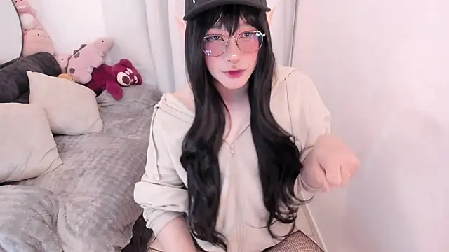 Snapshot of Omorimori chatting on 13, 7, 2026 Omorimori online show from 13, 7, 2026