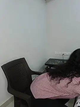 Snapshot of ITZ_GURU chatting on 11, 6, 2026 ITZ GURU online show from 11, 6, 2026
