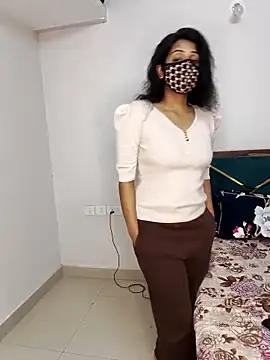 Snapshot of ITZ_GURU chatting on 23, 4, 2026 ITZ GURU online show from 23, 4, 2026