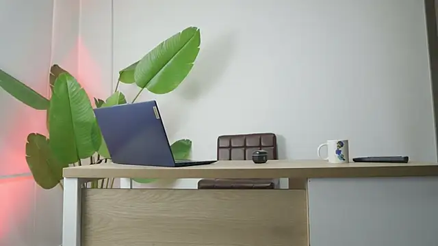 nylonisabella online show from 7, 3, 2026