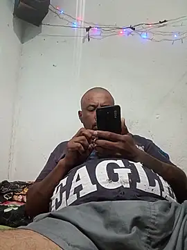 Snapshot of negrocomomisuerte chatting on 20, 12, 2025 negrocomomisuerte online show from 20, 12, 2025