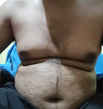 Snapshot of Top2BottomAdam chatting on 5, 11, 2025 Top2BottomAdam online show from 5, 11, 2025