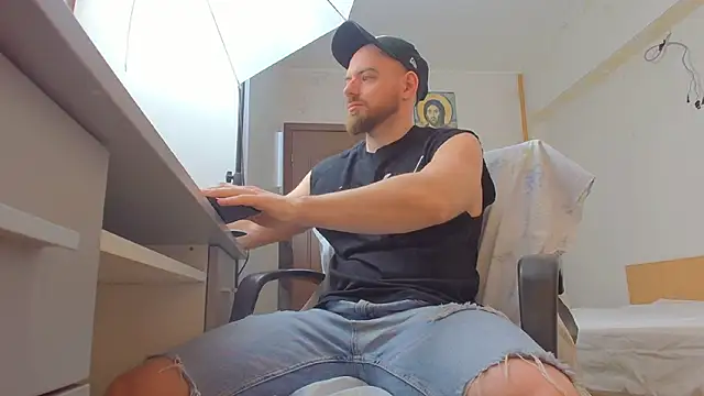 Ryanstone  online show from 2, 4, 2026