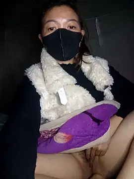 Snapshot of Mami_xxx chatting on 26, 11, 2025 Mami xxx online show from 26, 11, 2025