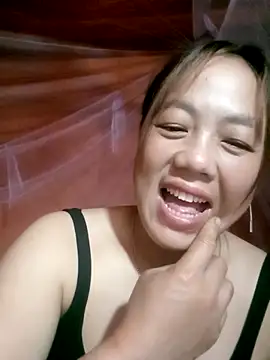 Sara pusyy online show from 15, 4, 2026