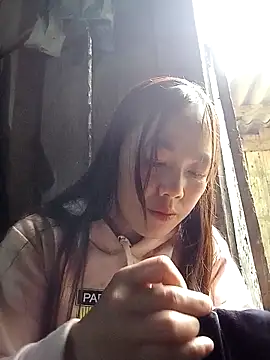 Sara pusyy online show from 4, 3, 2026