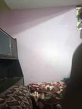 hyd couple7878 online show from 9, 11, 2025