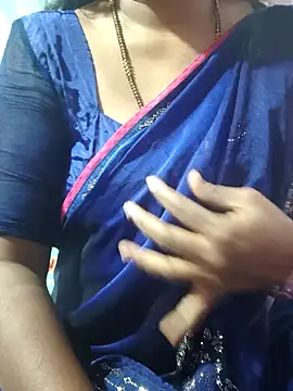 Snapshot of hyd_couple7878 chatting on 16, 5, 2026 hyd couple7878 online show from 16, 5, 2026