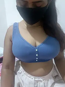 Snapshot of Aarti909090 chatting on 3, 7, 2026 Aarti909090 online show from 3, 7, 2026