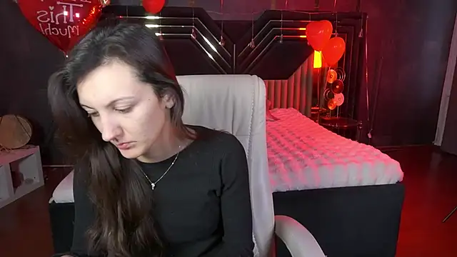 Snapshot of ZafiraMoonn chatting on 18, 2, 2026 ZafiraMoonn online show from 18, 2, 2026