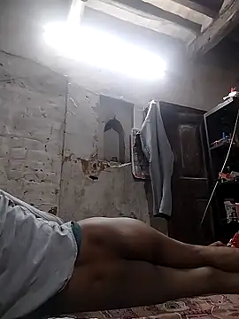 Hot-Couple26 online show from 9, 11, 2025